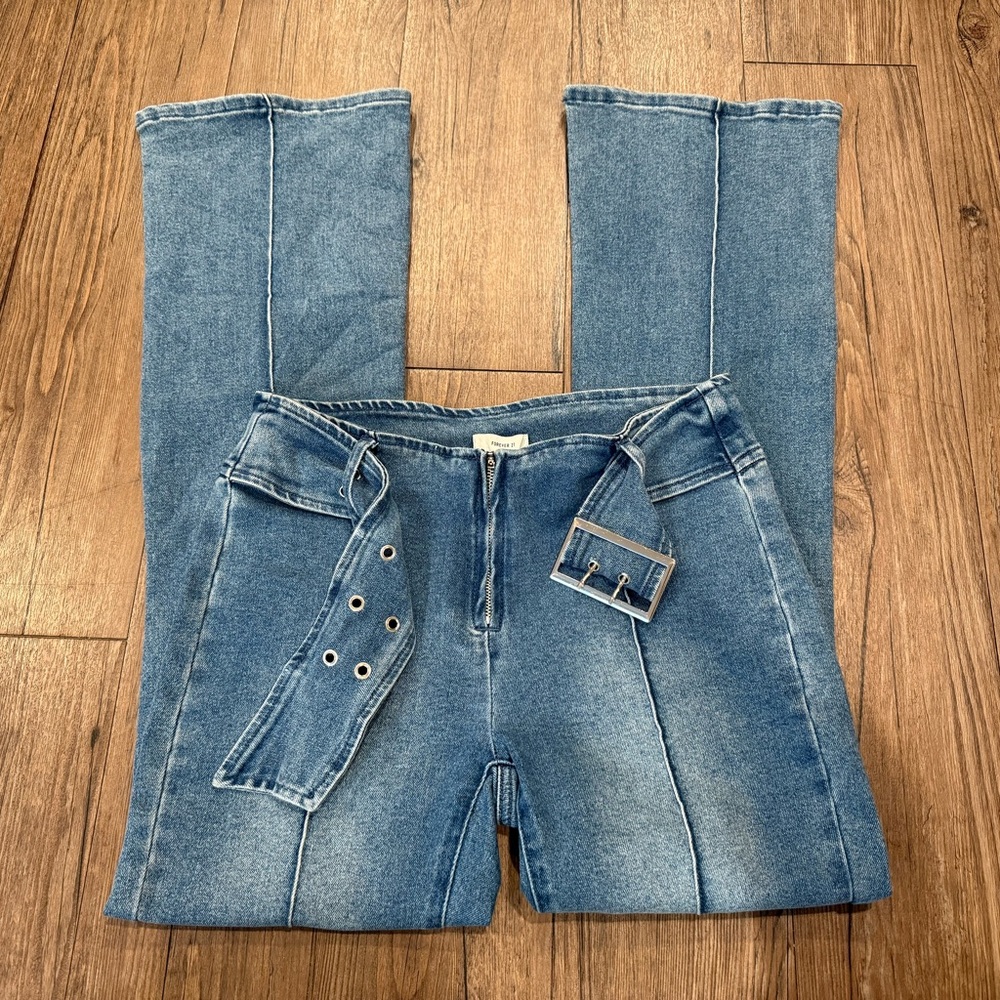 🚫SOLD🚫Jeans w/ Jean Belt